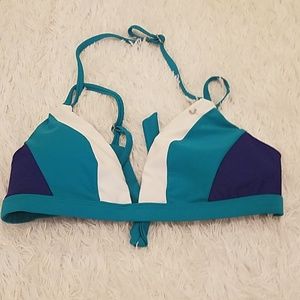 💚 NWOT Joy Lab Reversible Bikini Top